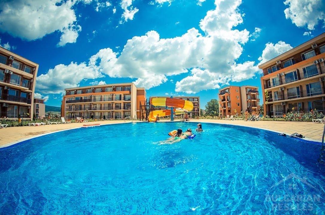 Fort Noks Holiday A2-61 Large Studio Солнечный берег Экстерьер фото